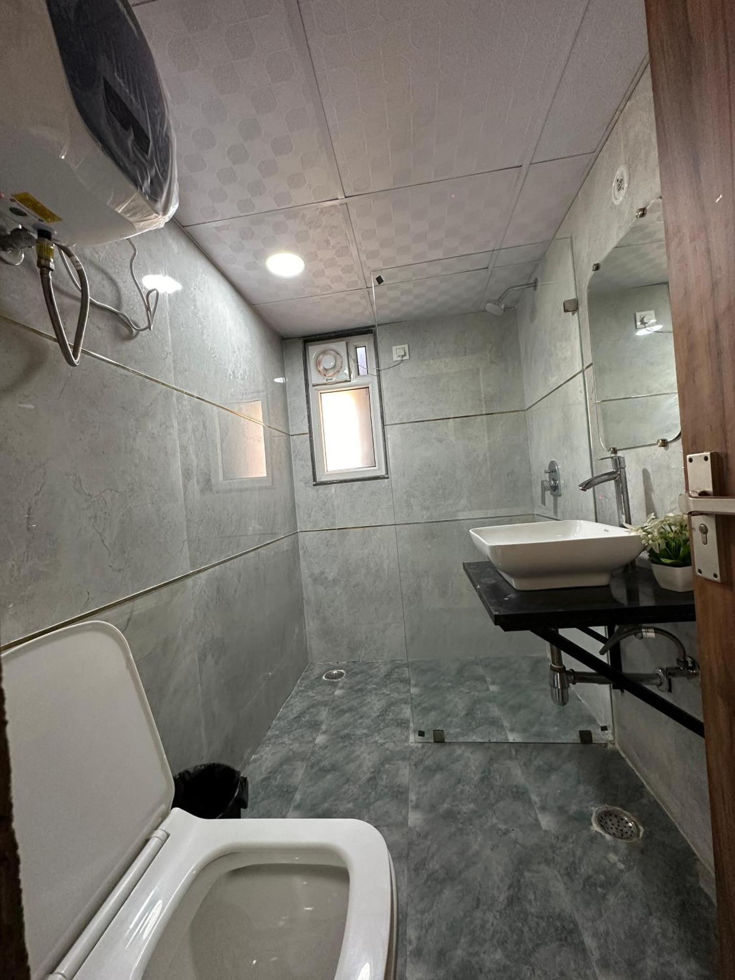Sky Villa With Private Pool Noida Exterior photo