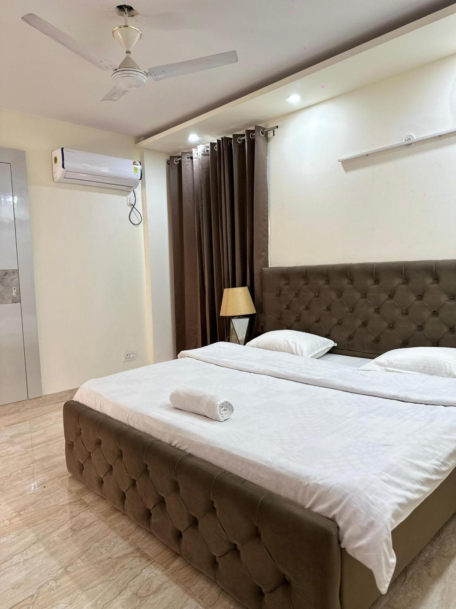 Sky Villa With Private Pool Noida Exterior photo